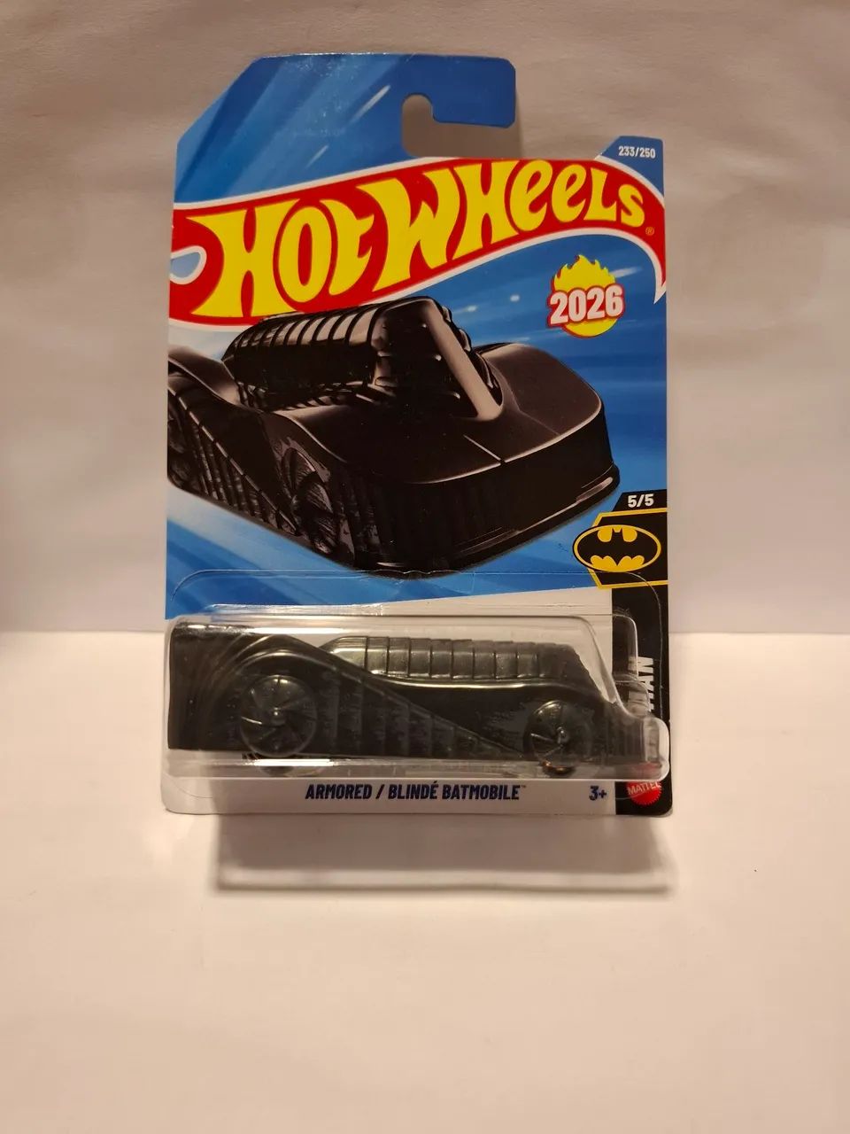 Hot wheels Batmobile 1989 com capa