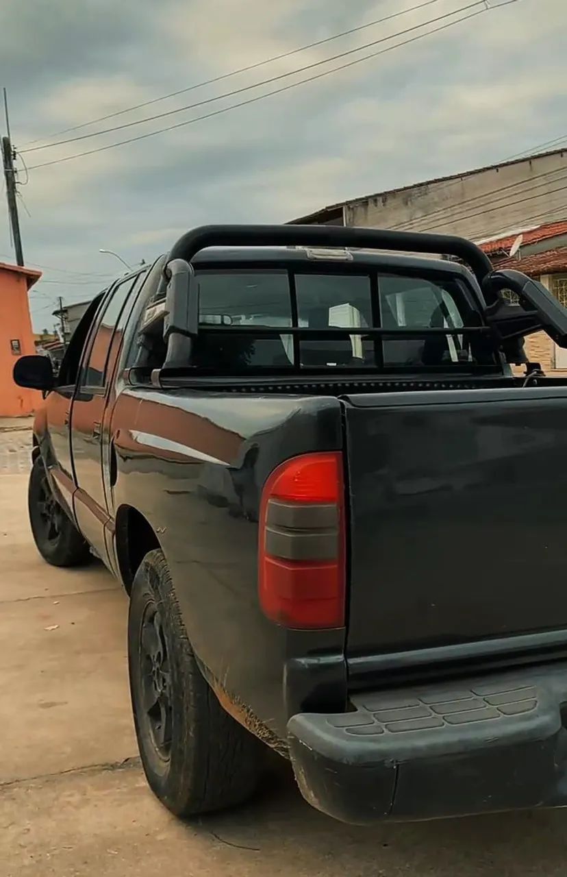 Chevrolet S10 S10 Blazer DLX 2.8 4x4 TB Interc. Diesel 2003