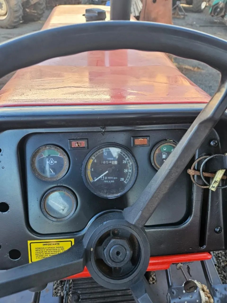 Trator MF 265 com redutor - Foto 4