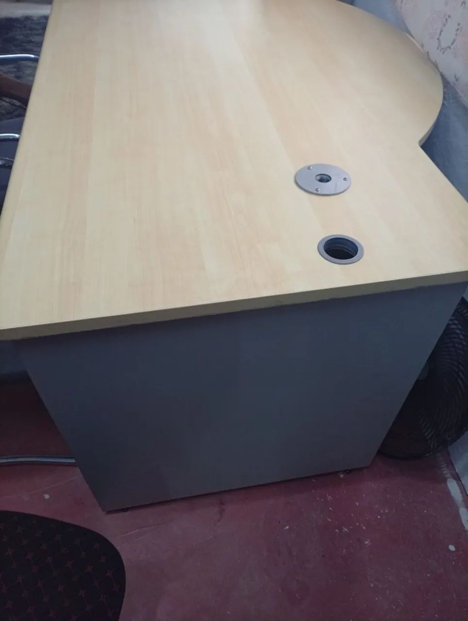 Mesa c/ 2 cadeiras para escritório 