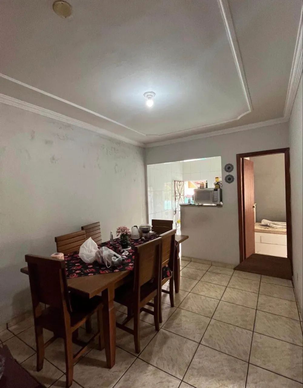 Vende-se casa na Guanabara TB