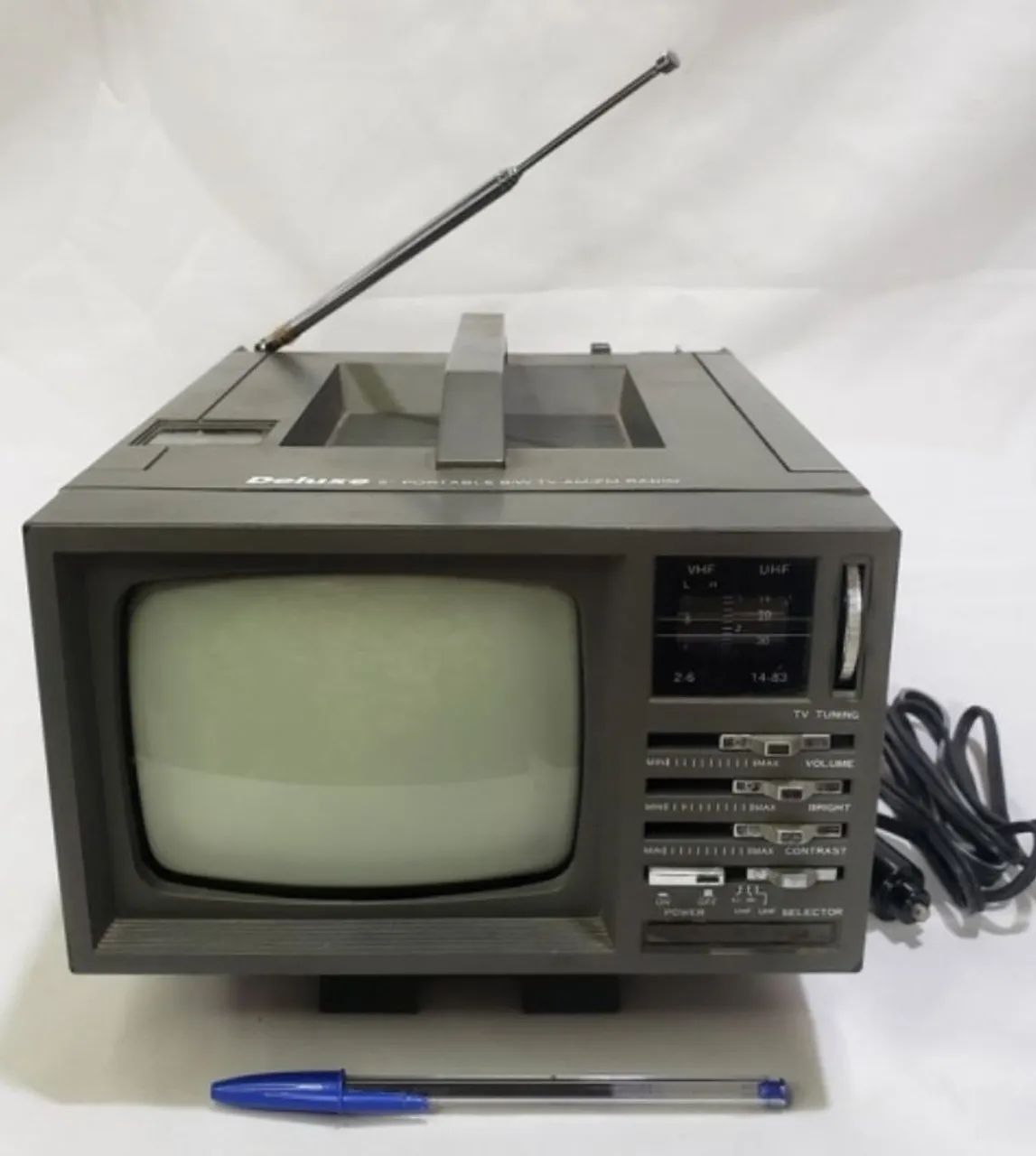 TV/RÁDIO DELUXE - Foto 2