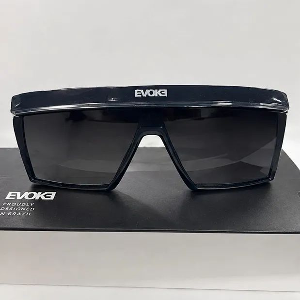 Evoke - Foto 2