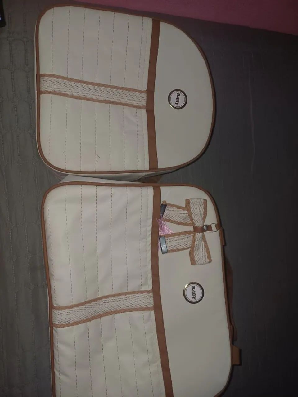 Vendo jogo de bolsa maternidade usada uma vez - Foto 2