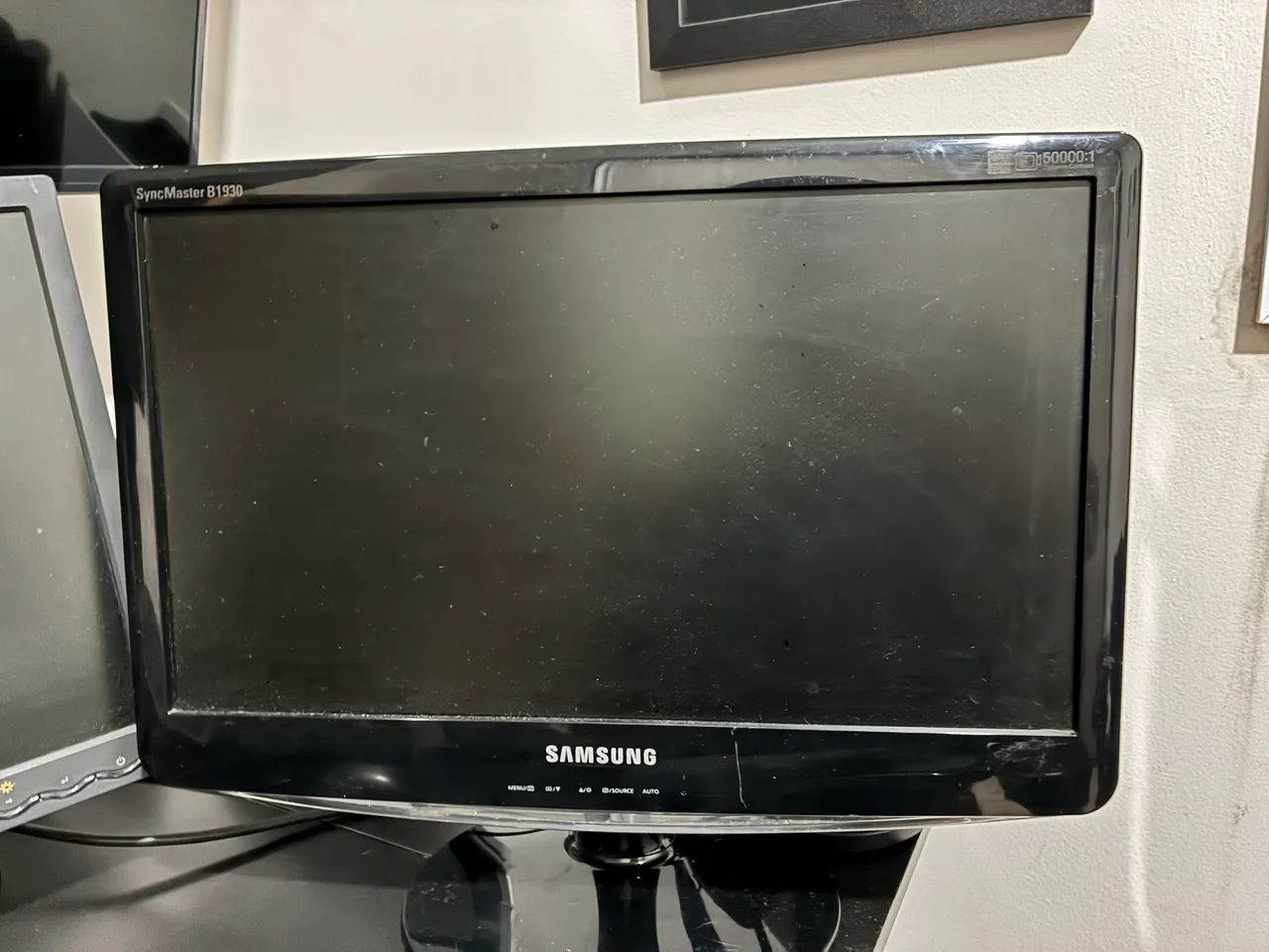 Monitor Samsung 18.5 usado - Foto 3