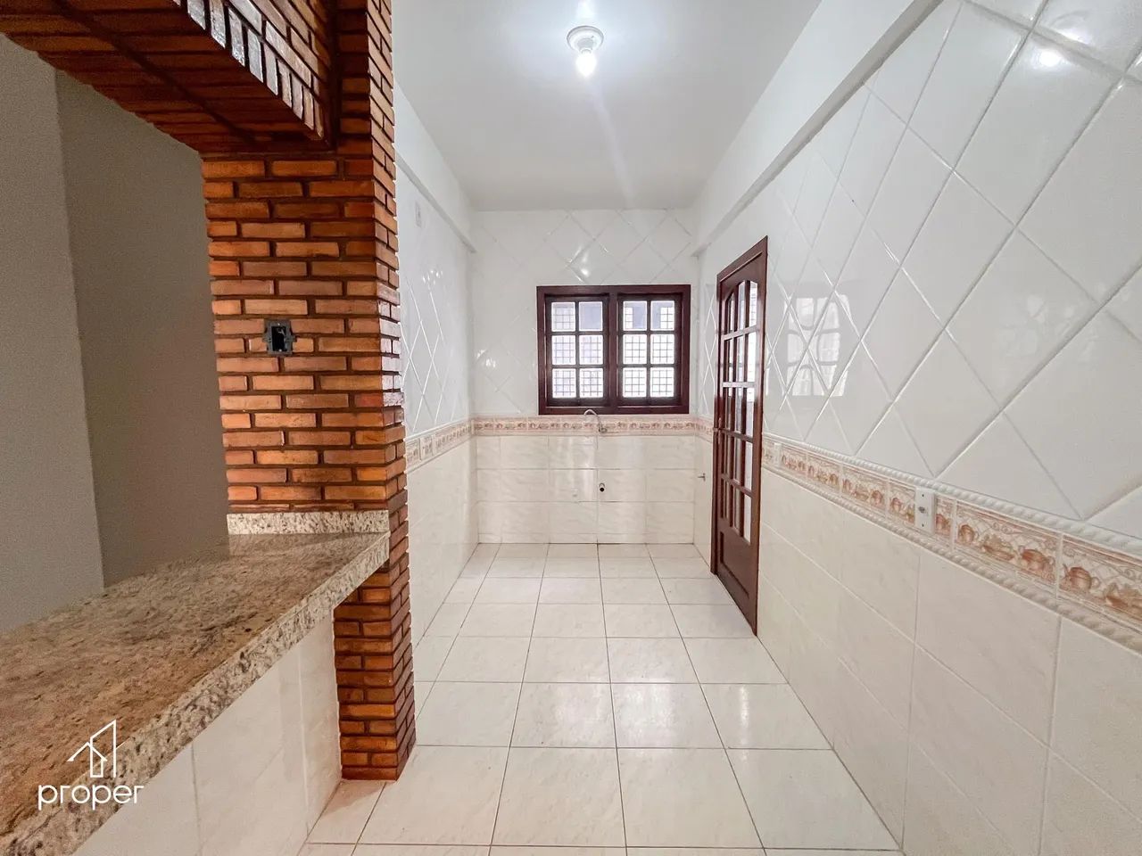 Apartamento com sacada para aluguel no Centro - Pelotas/RS - Foto 4