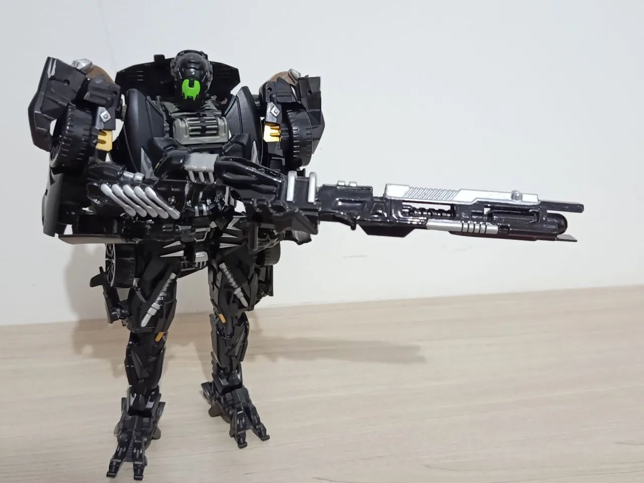 Transformers KBB Lockdown (AOE KO) - Foto 3