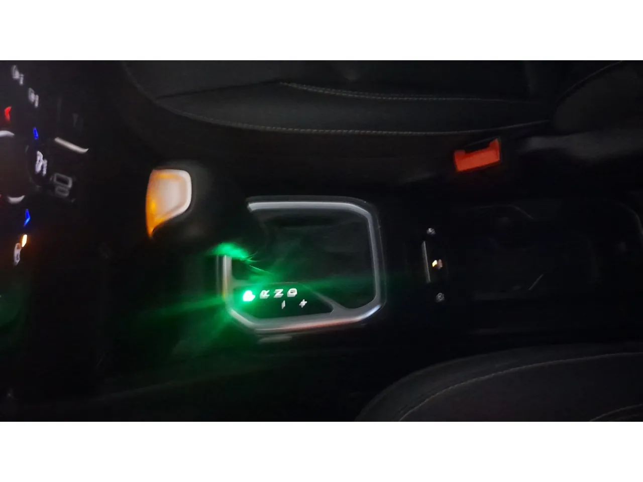 Jeep Renegade Long. T270 1.3 TB 4x2 Flex Aut., foto 11 de 16