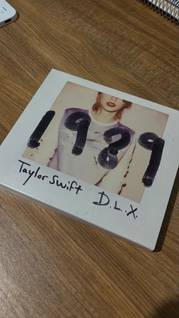 CD 1989 DLX - Foto 2