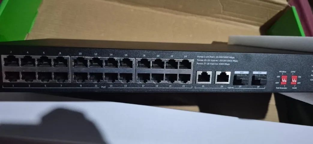 Intelbras Non-Managed 24-Port PoE Switch S1128G-PA
