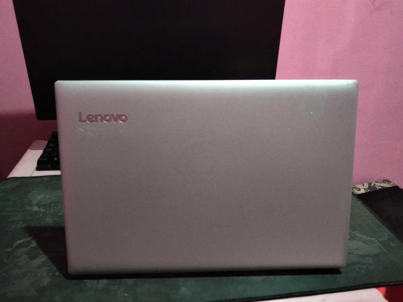 Vende-se notebook Lenovo 