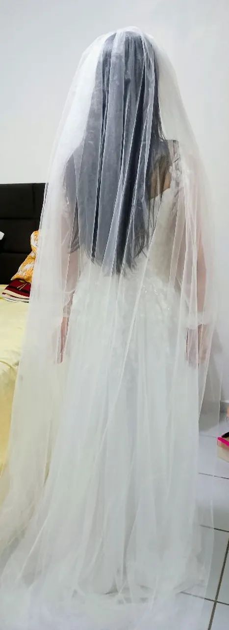 Vestido de noiva com véu à venda. - Foto 4