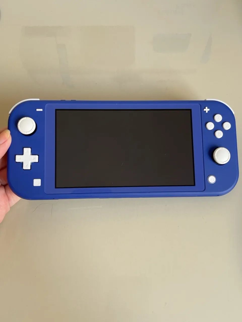 Nintendo Switch Lite + Cartão microSD 64 gb