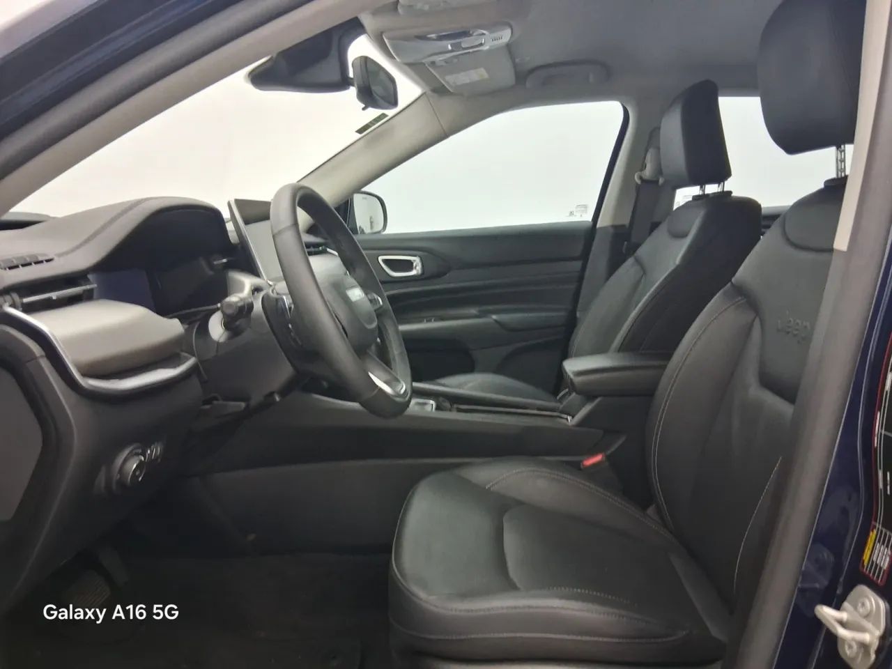 Jeep Compass LONG. T270 1.3 TB 4x2 Flex Aut., foto 16 de 18