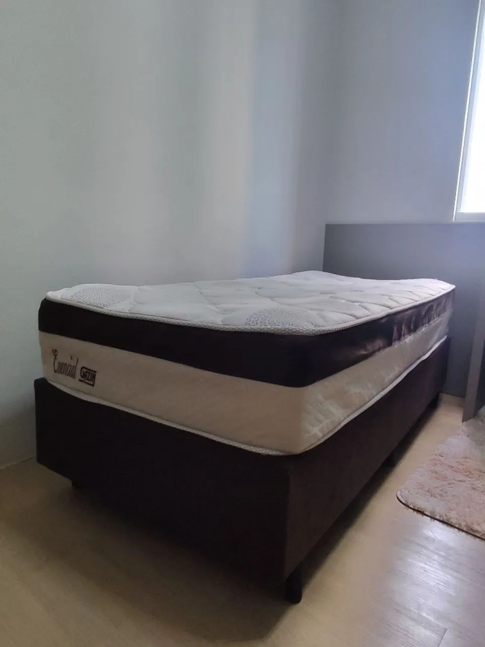 Cama Solteiro ( box + colchão)