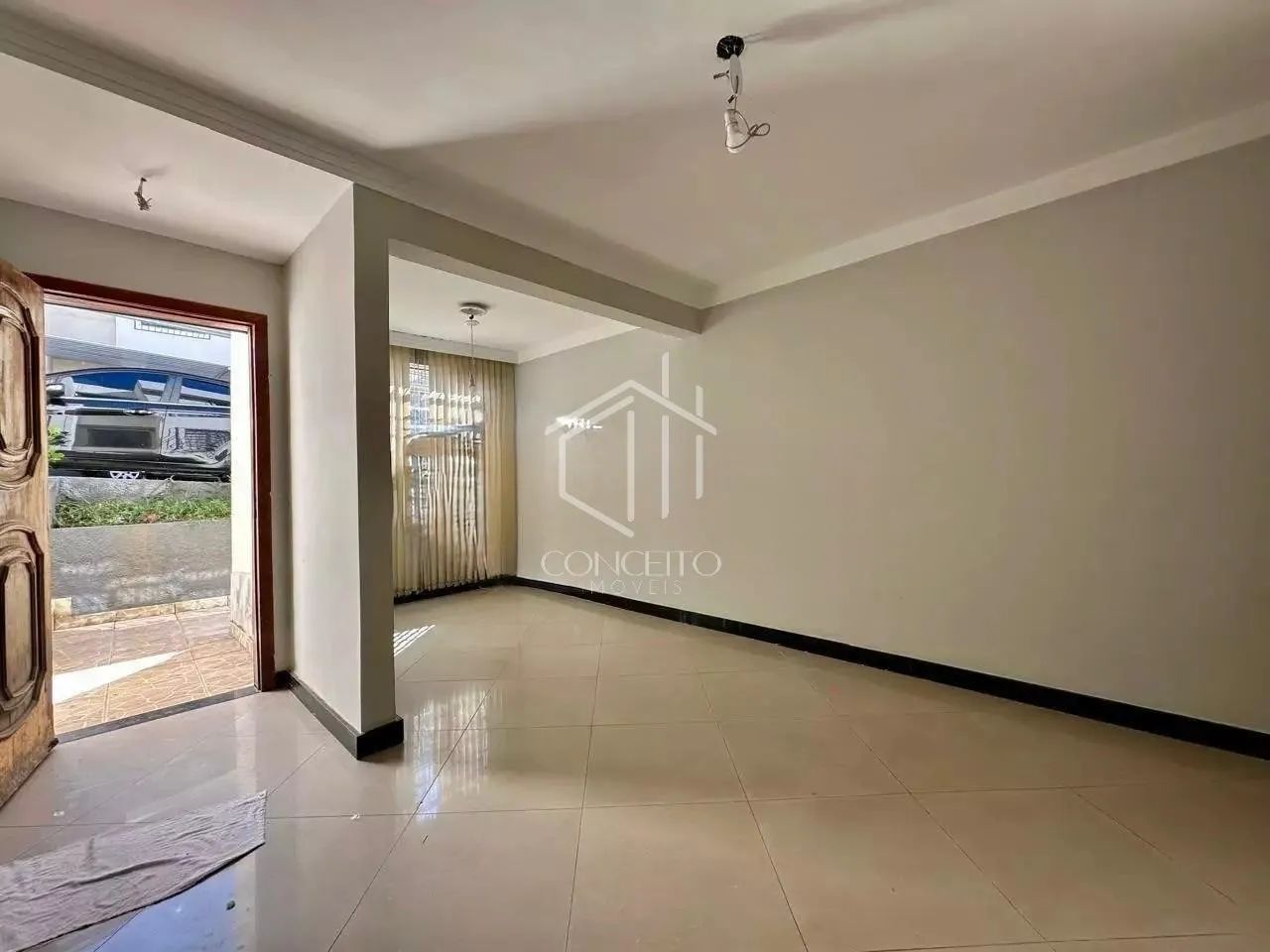 CASA GEMINADA | 3 QUARTOS | 1 VAGA DONA CLARA