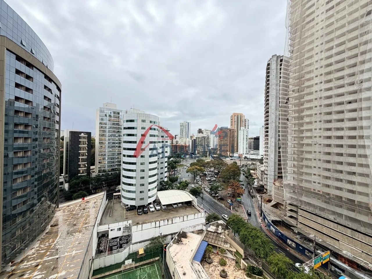 Apartamento na Enseada do Suá! Com 2 Quartos, 1 Vaga, 80m². - Foto 5