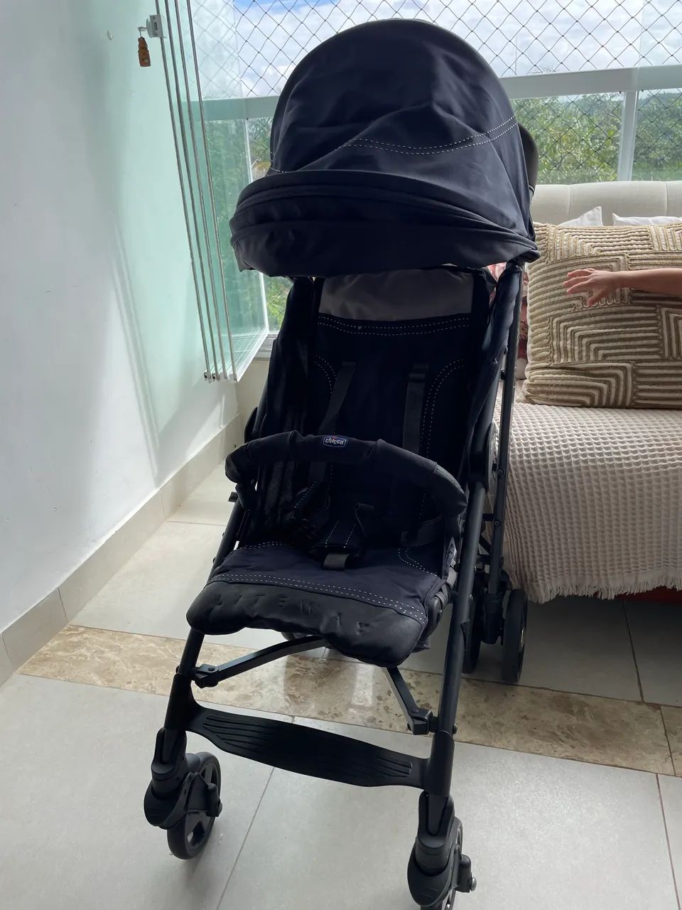 Vendo carrinho de bêbê seminovo