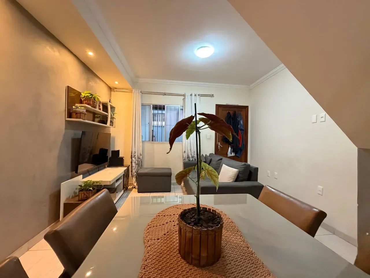 Casa com 2 quartos 2 banheiros 2 vagas - Foto 4