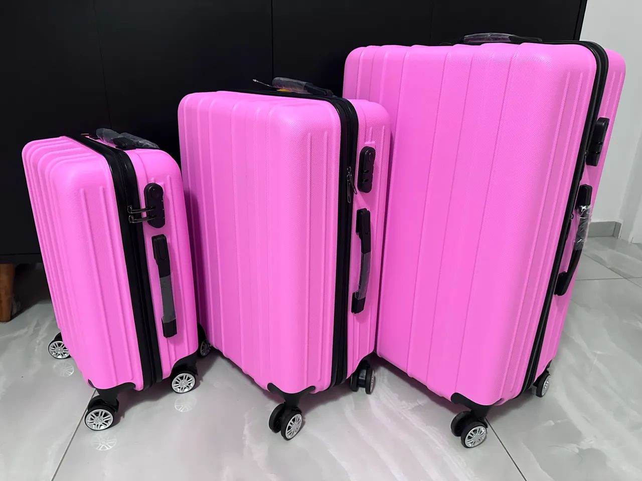 Malas de viagem em abs P - M e G várias cores  - Foto 4