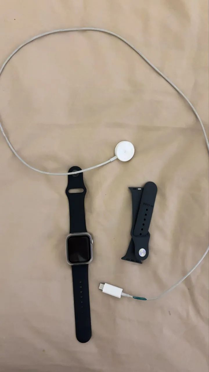 Apple Watch SE GPS + Cellular (2nd gen) - 40 mm - Foto 4
