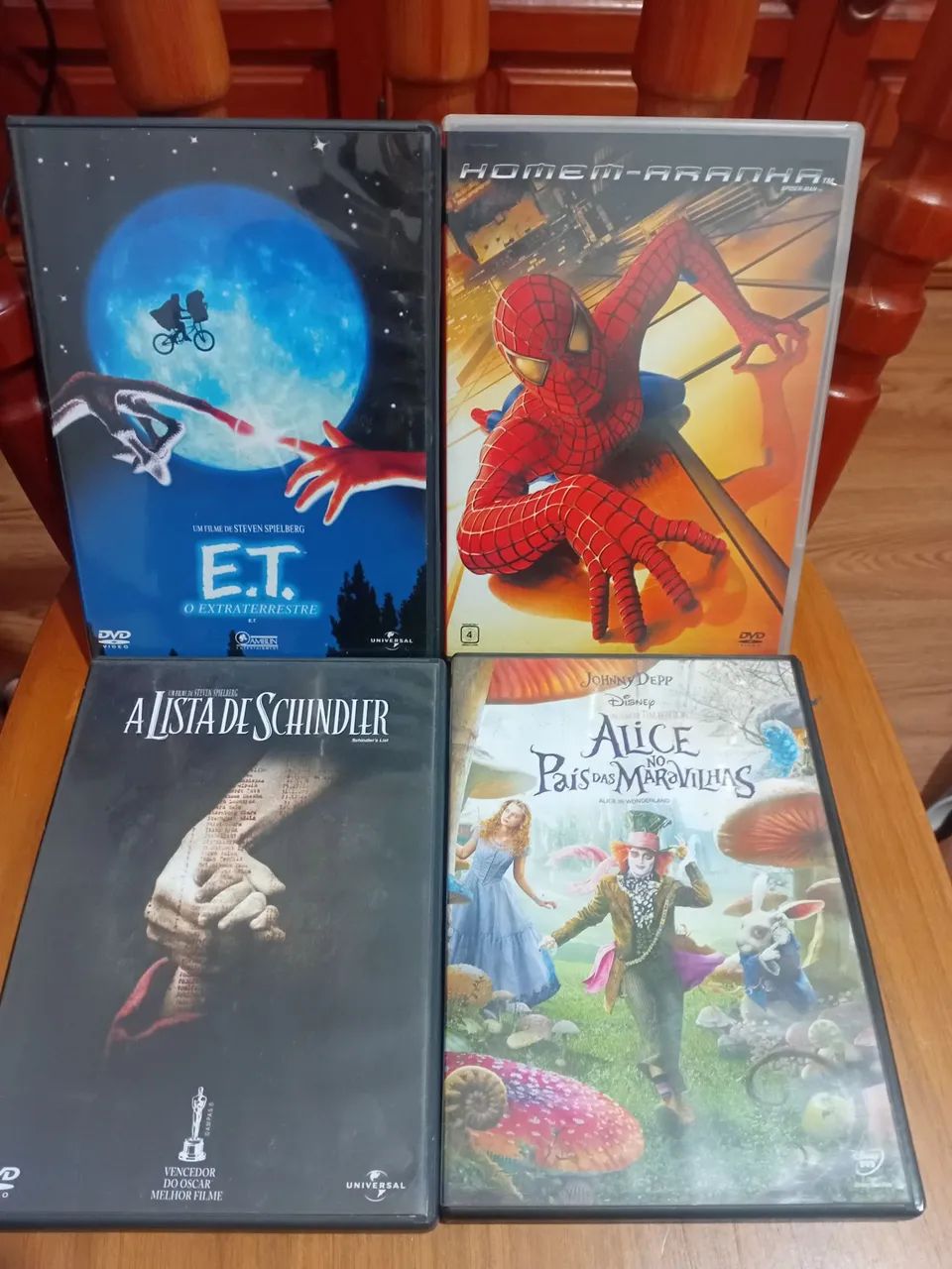 Lote com 04 DVDs de filmes 