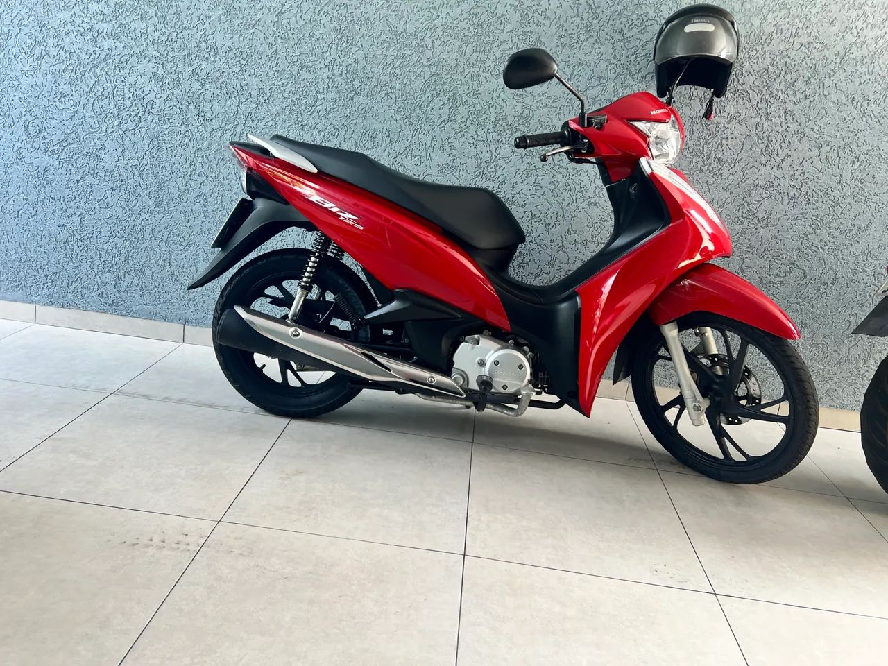 Honda biz impecável 