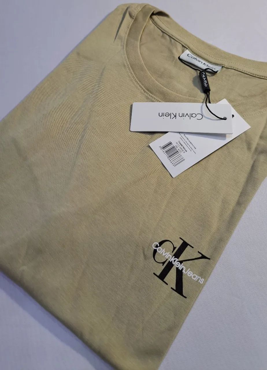 Camiseta Calvin Klein Bege - Foto 4