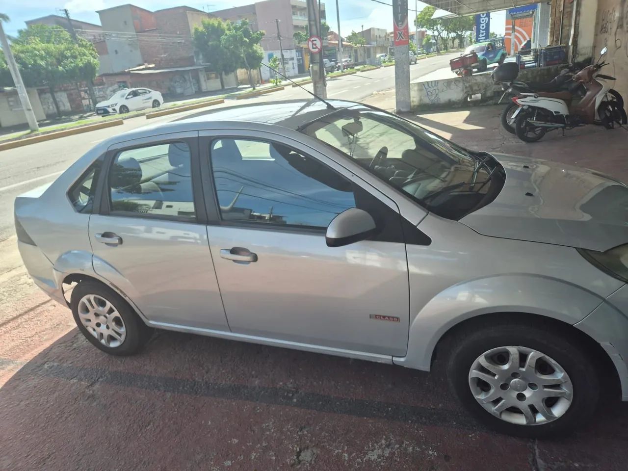 Ford Fiesta 1.6 8V FLEX 2012