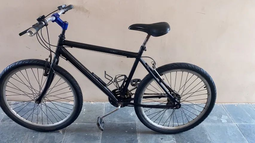 Bicicleta preta  - Foto 3
