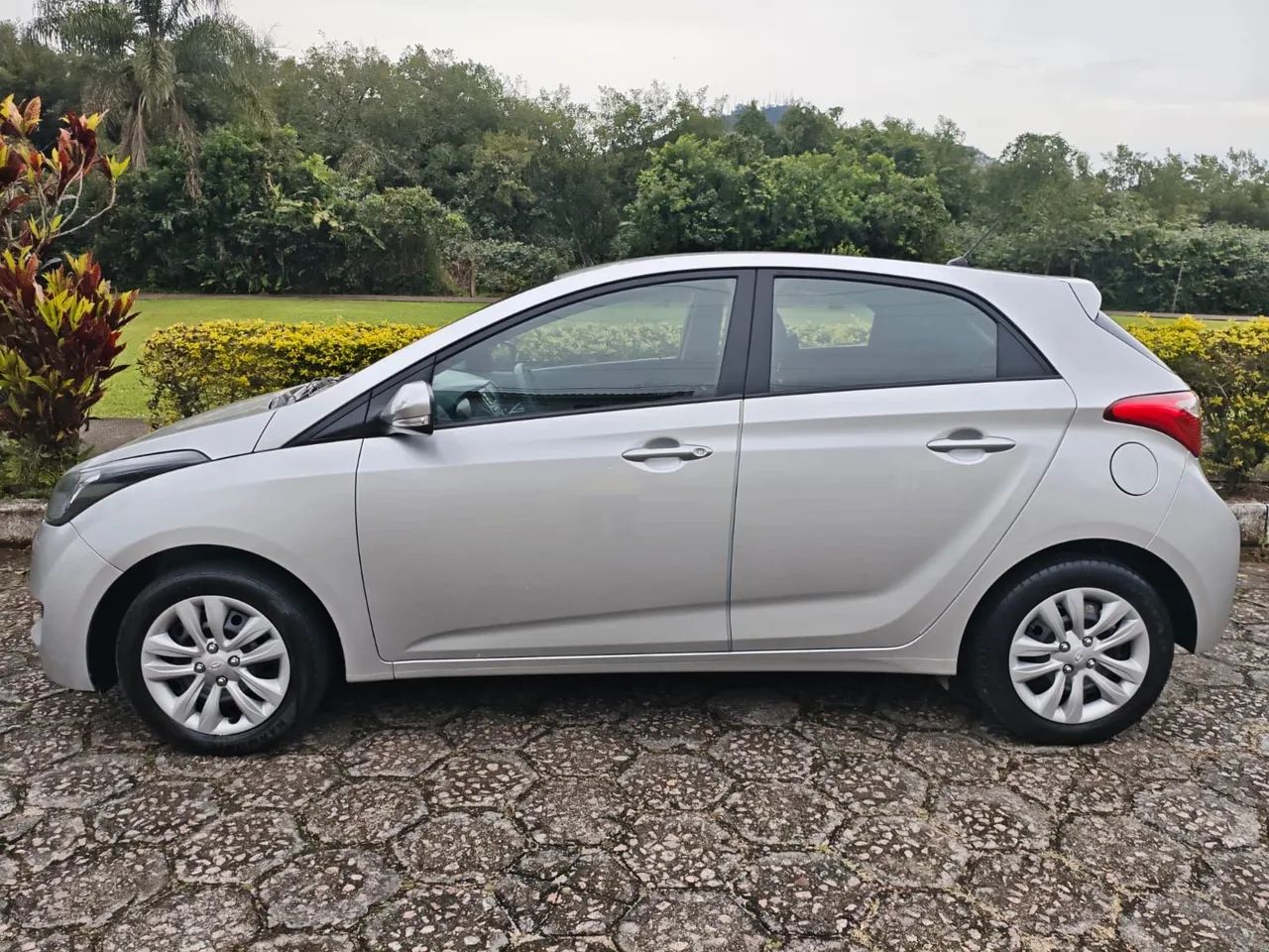 Hyundai HB20 Comf./c.plus/c.style 1.0 Flex 12V 2018 - Foto 2