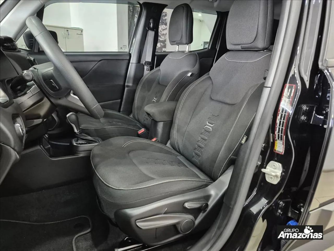 Jeep Renegade Sport T270 1.3 TB 4x2 Flex Aut., foto 7 de 20