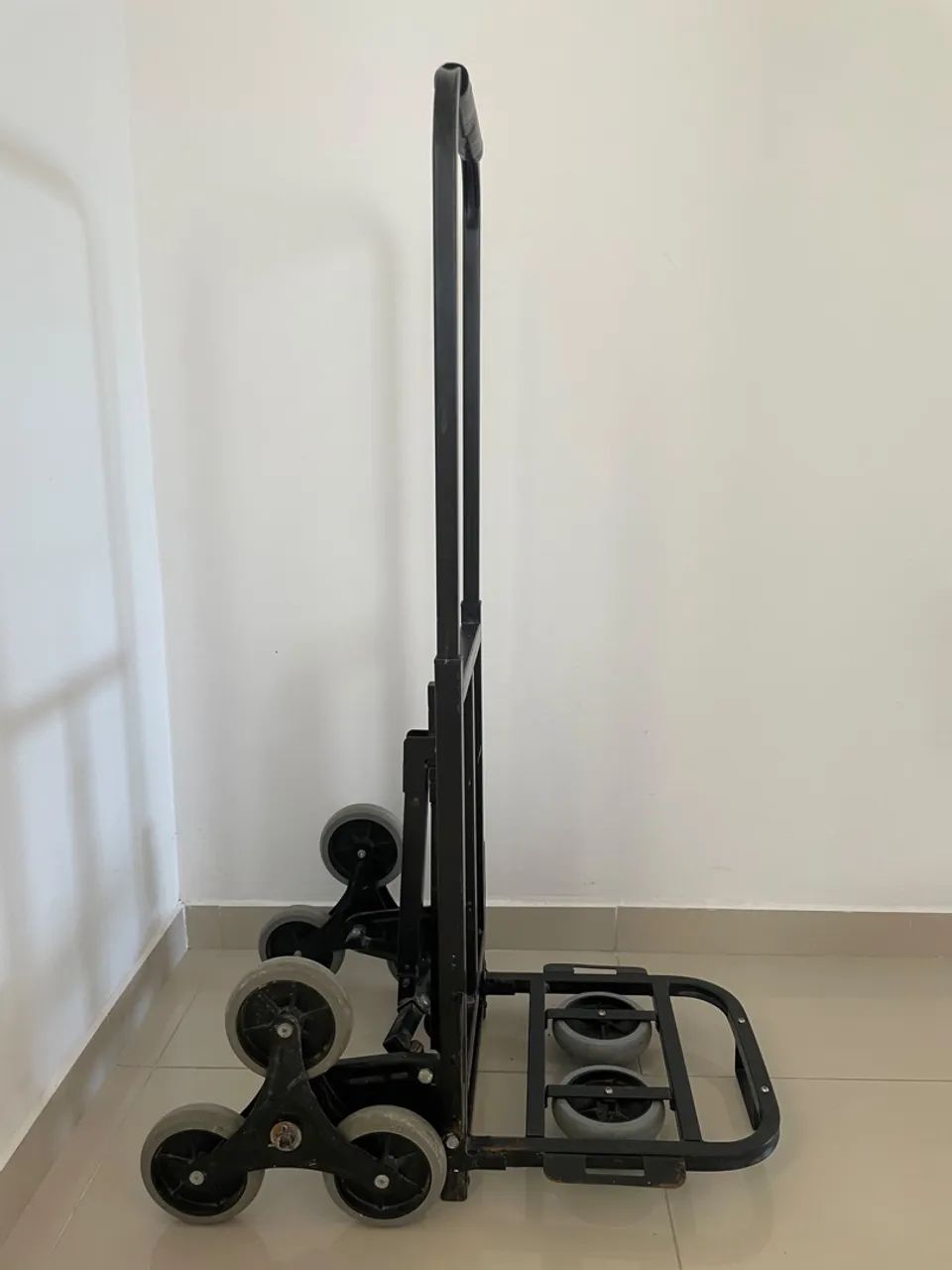 Carrinho de carga para escadas 6 rodas - Foto 5