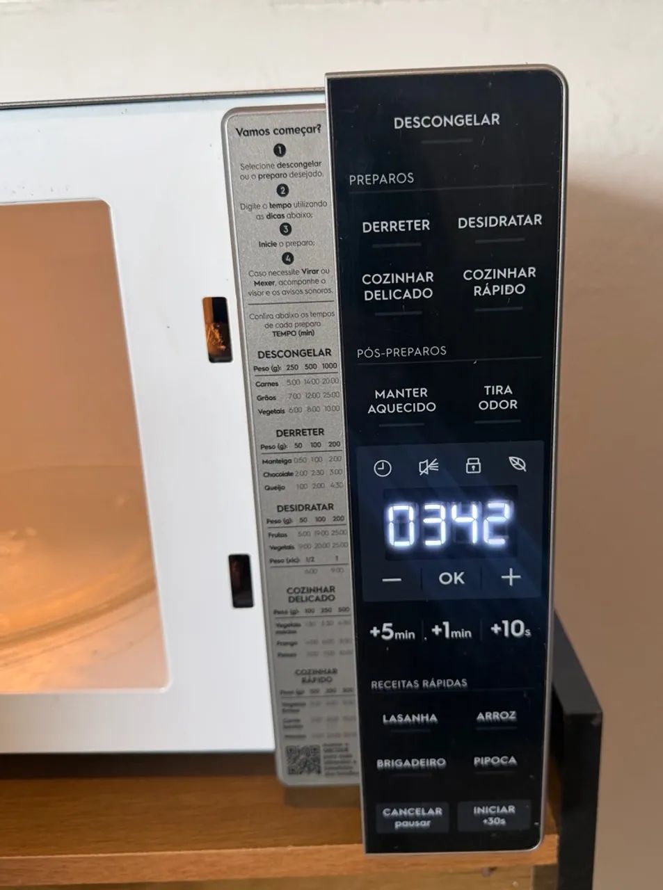 Micro-ondas Electrolux Efficient 23L - Prata | ME23S - Foto 4