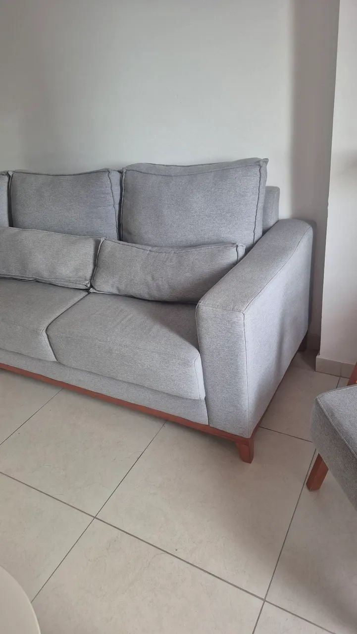 Sofá 3 lugares com chave 2,45m - Foto 4