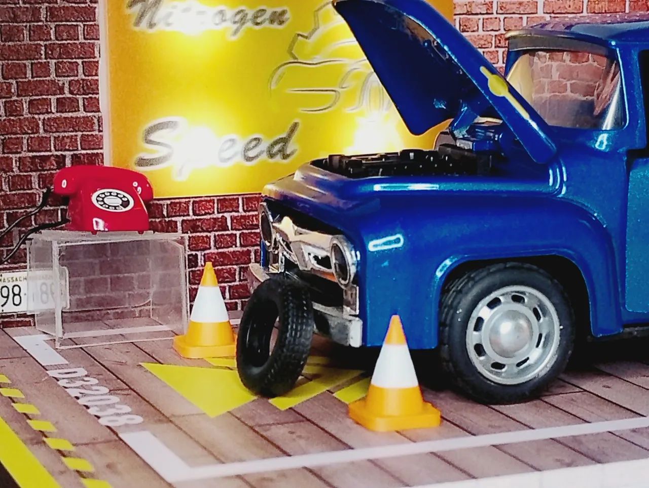 Miniatura de Pickup antiga com Diorama  - Foto 3