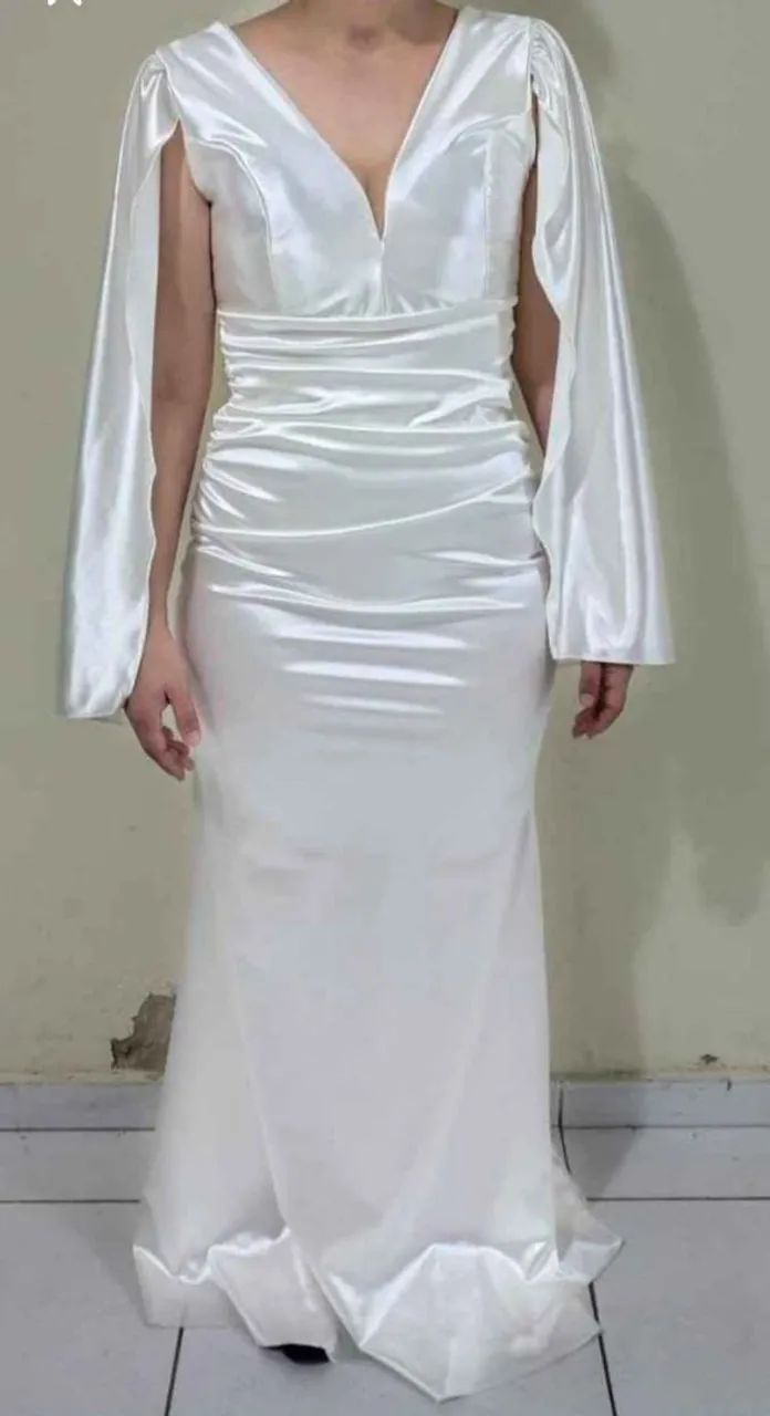 Vestido off White madrinha M