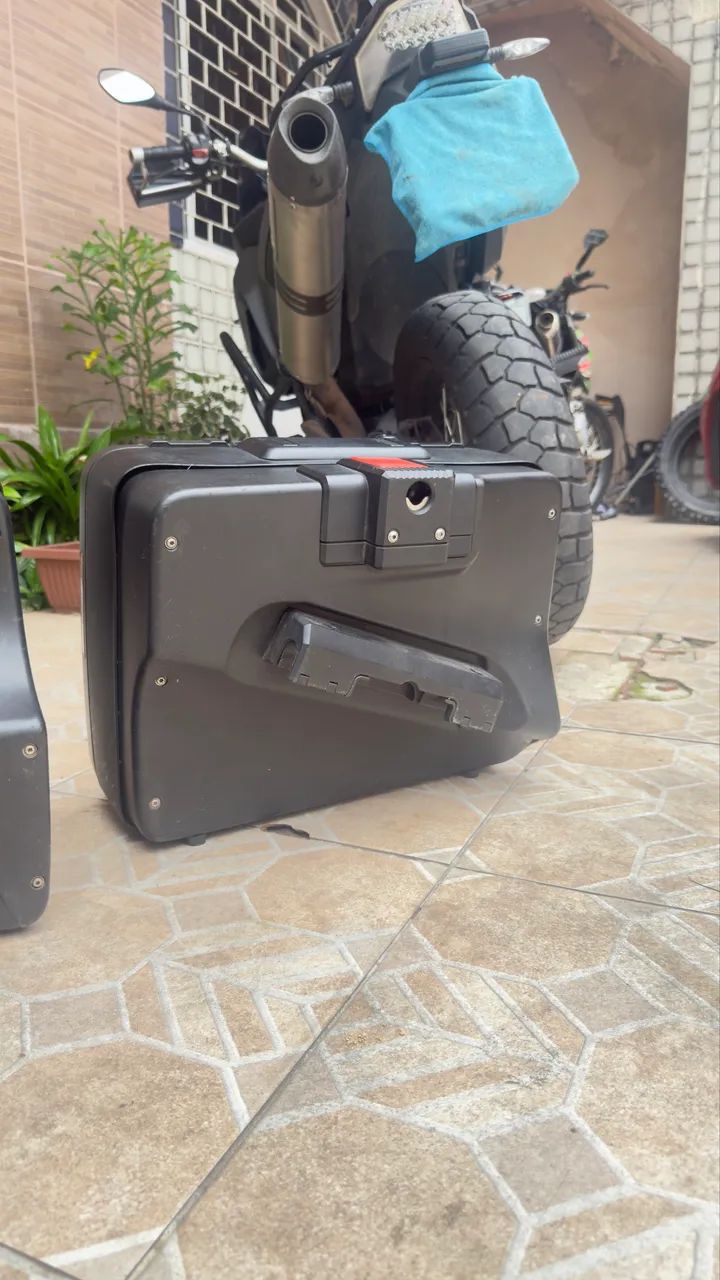 Bauletos Laterais Vario Originais BMW - F800GS - Foto 6