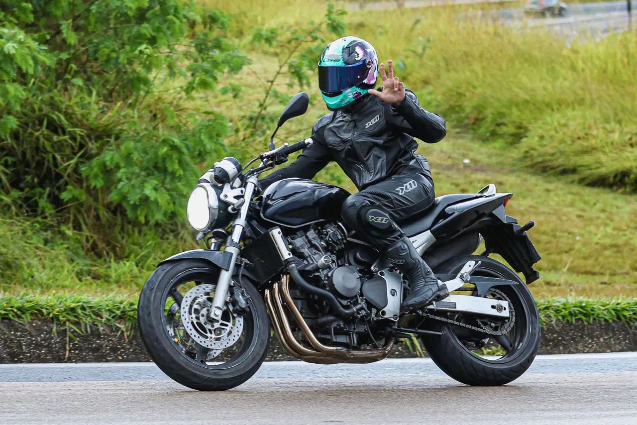 Hornet 600