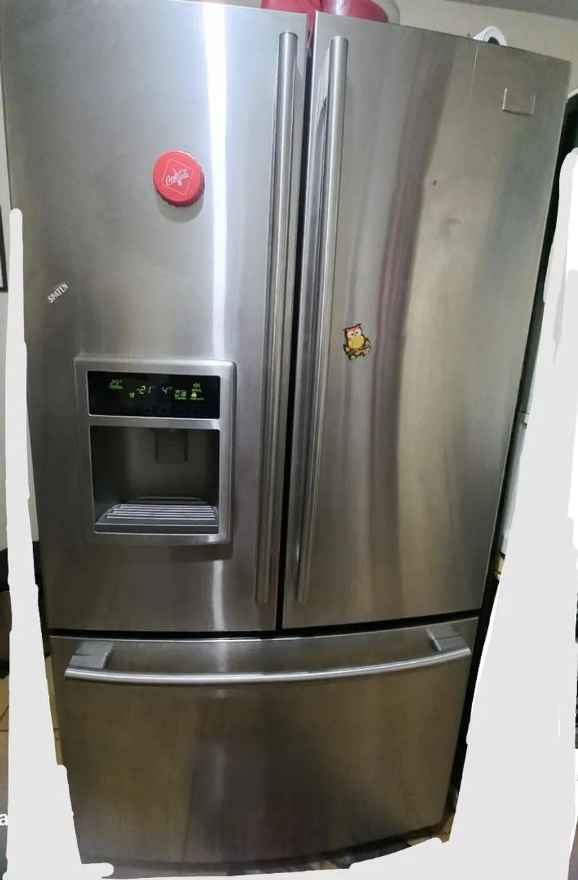 Side by side LG 700 litros
