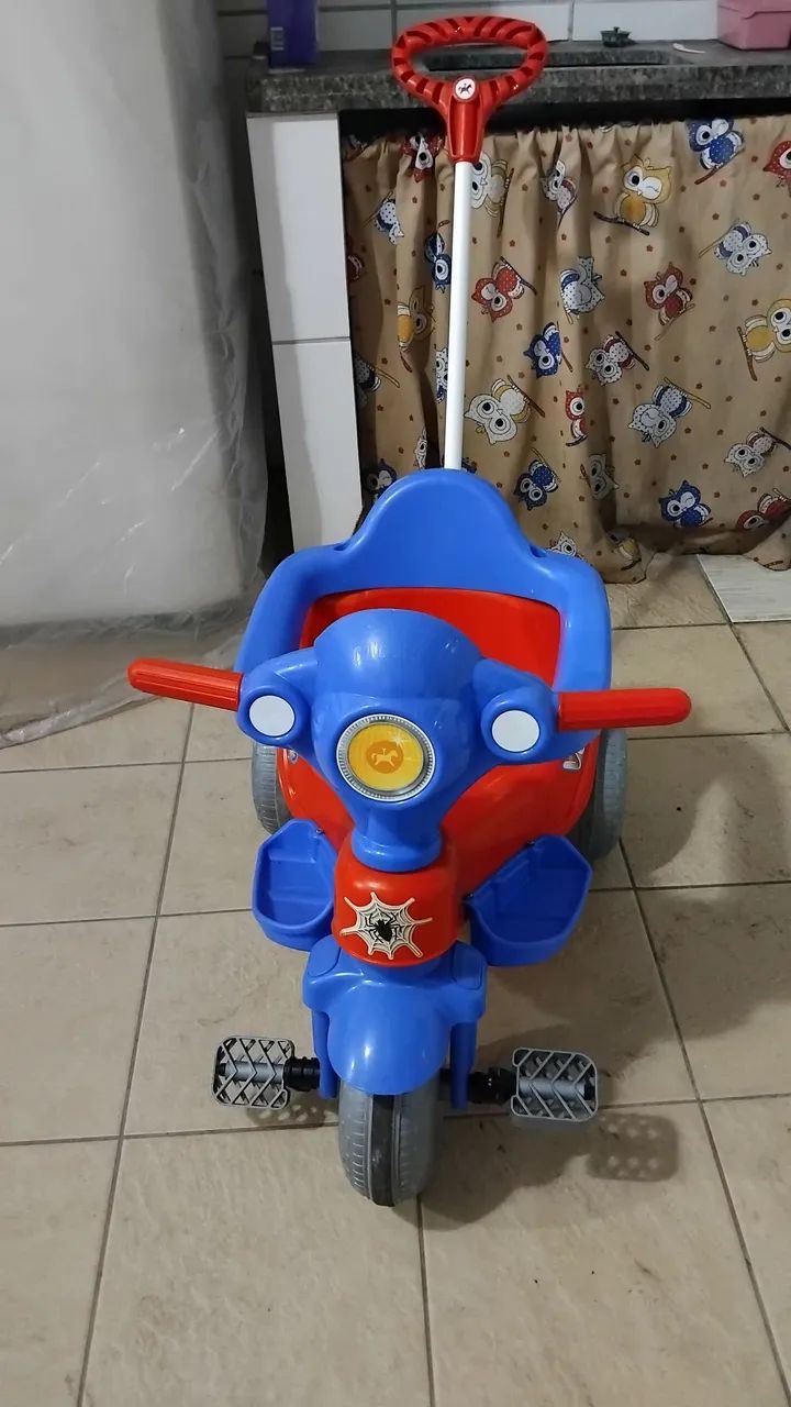 Carrinho para passeios bem resistente  - Foto 2