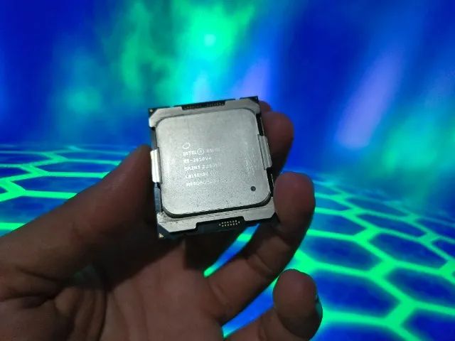 Xeon E5 2650 V4