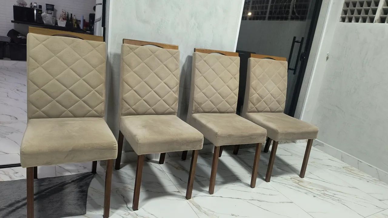 Conjunto de cadeiras