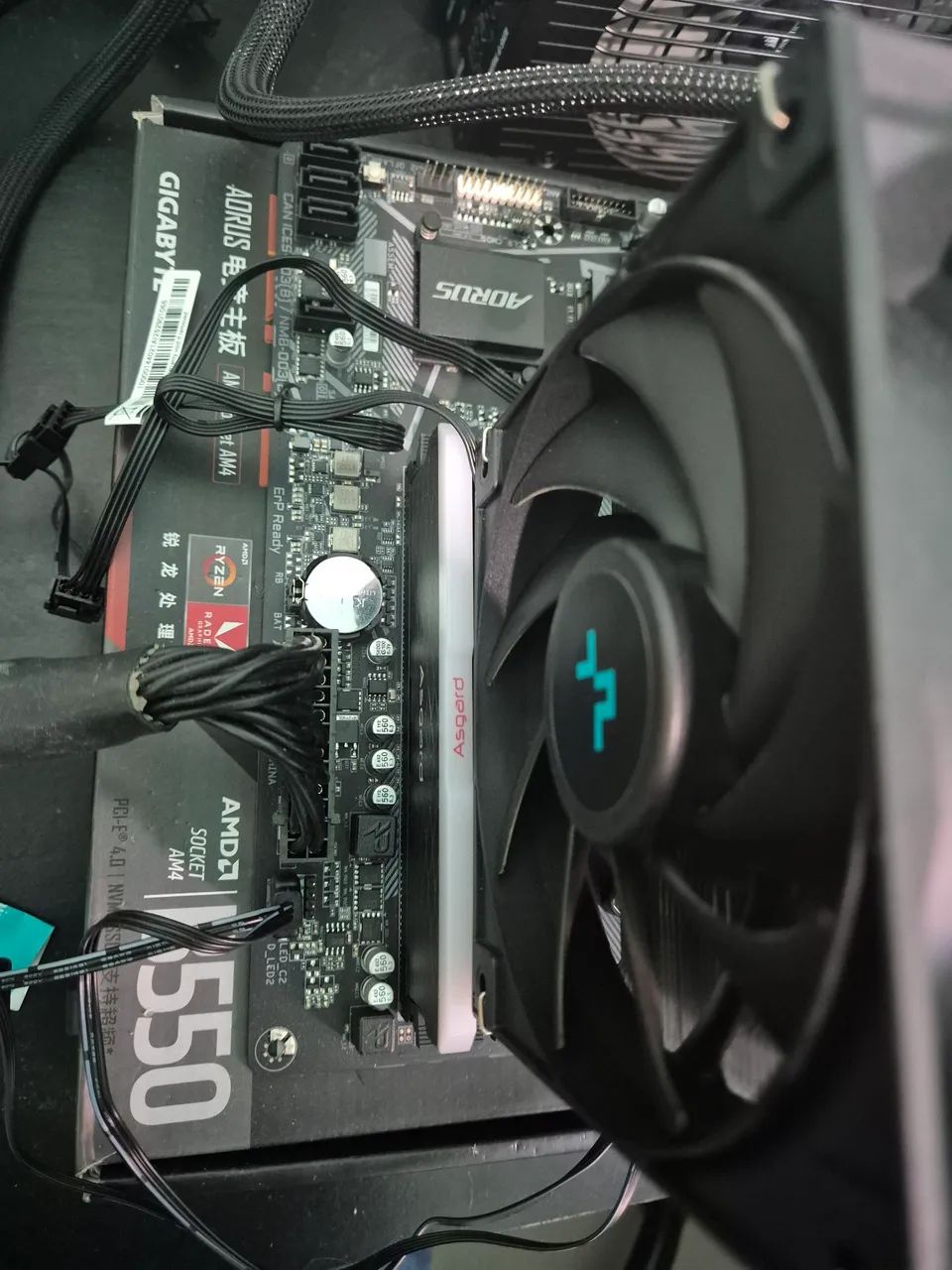 Kit am4 5500x3d b550 aorus elite + ssd m2 512gb - Foto 5