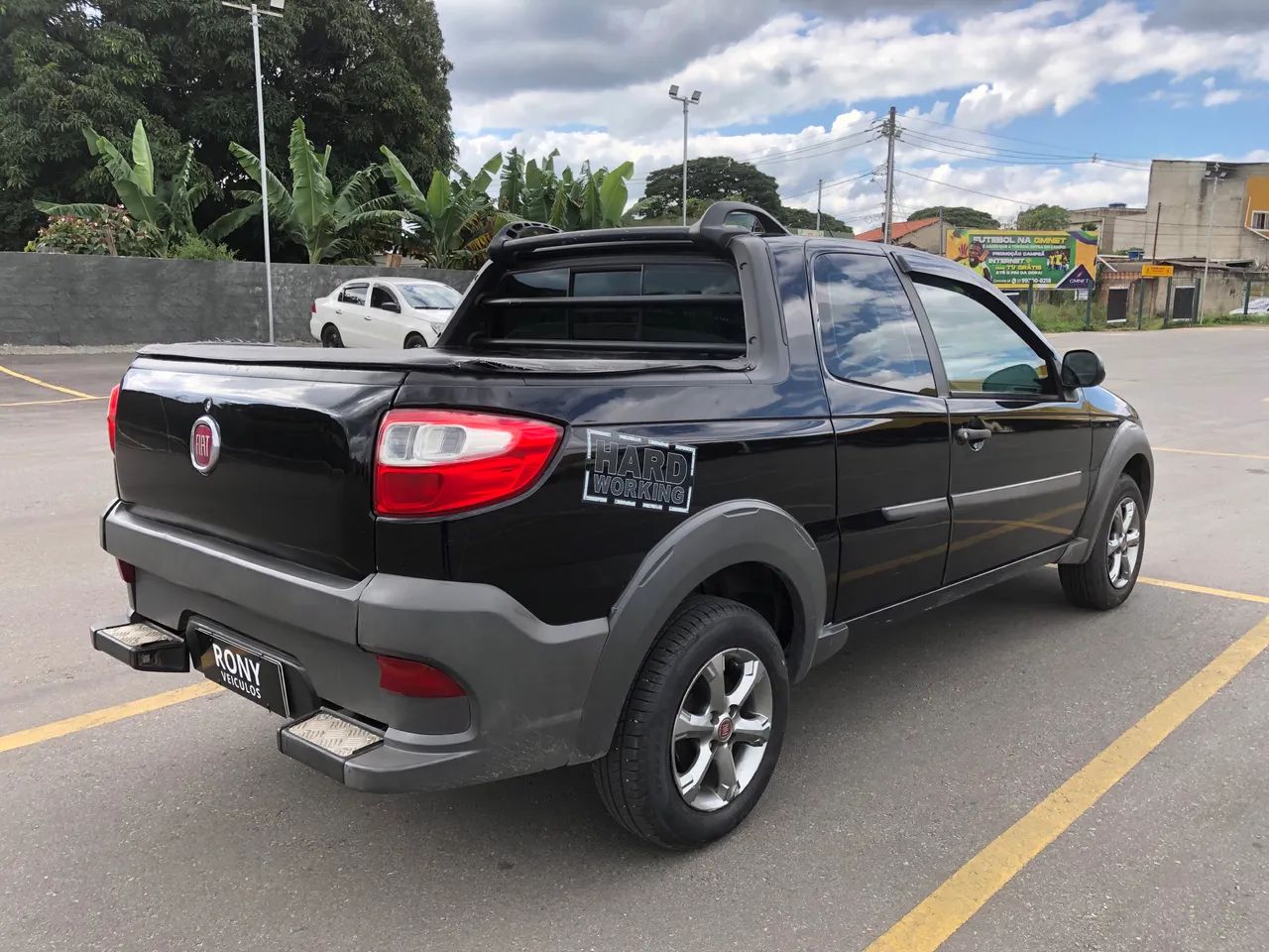 Fiat Strada Working Hard 1.4 Fire Flex 8V CD 2018 - Foto 4