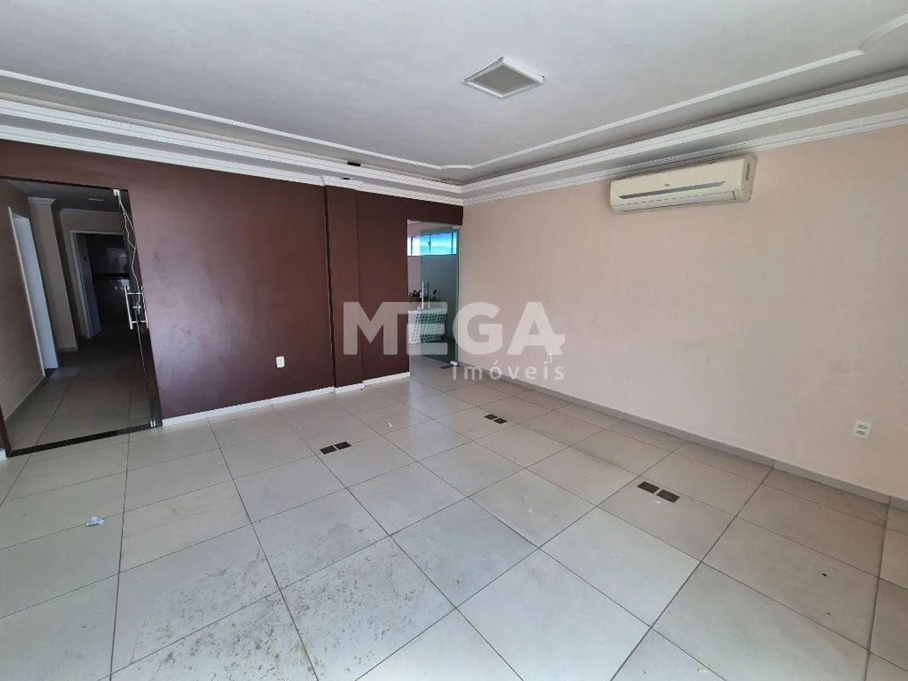 Prédio comercial com 8 salas no bairro Pau Serrado em Maracanaú, CE - Foto 2