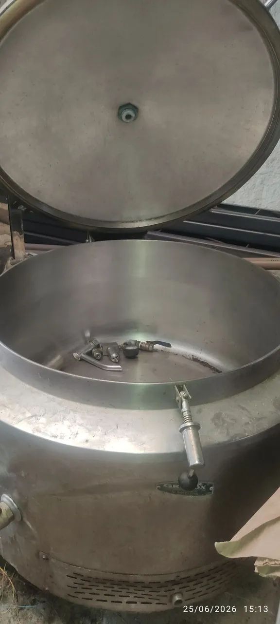 4 caldeirões INOX industrial.GLP.semi-novos 300litros"LEIA"