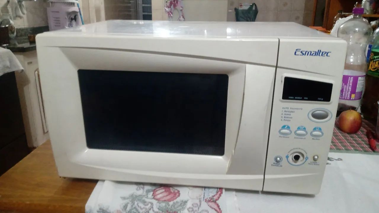Microondas esmaltec funcionando perfeitamente 