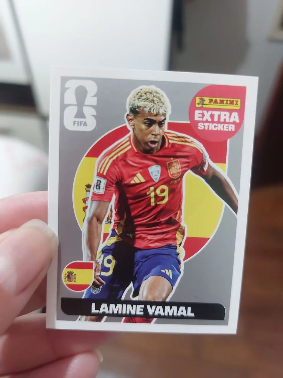 Figurinha legend LAMINE YAMAL prata.