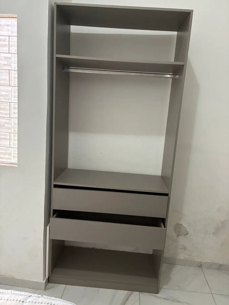 Armário guarda roupa multiuso $200